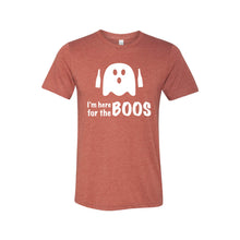 i'm just here for the boos - clay - halloween t-shirt