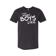 I know what boys like - black heather - lgbt t-shirt